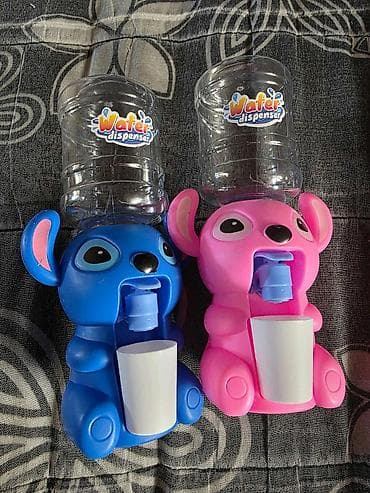 Mini dispenzer za vodu za decu – motiv simpatičnog zeke/medvedića. - na lalafo.rs — 2 Mini dispenzer za vodu za decu – motiv simpatičnog zeke/medvedića. - — 2