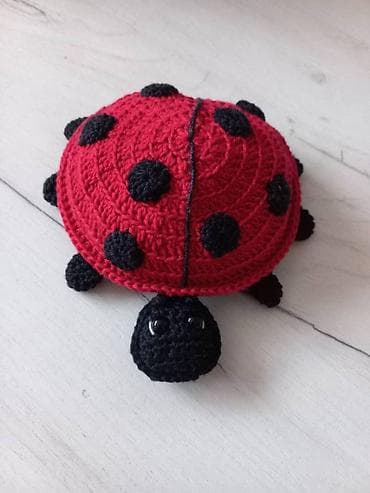 Nova igračka- heklana bubamara sa bebama. 🐞 Igračka se sastoji od at lalafo.rs — 2 Nova igračka- heklana bubamara sa bebama. 🐞 Igračka se sastoji od — 2