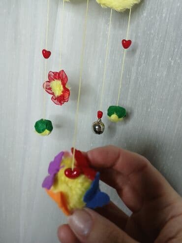 Crib & Stroller Toys: Viseći ukras u obliku cveta Prečnik cveta 18 cm. Ukupna dužina 45 cm at lalafo.rs — 4 Crib & Stroller Toys: Viseći ukras u obliku cveta Prečnik cveta 18 cm. Ukupna dužina 45 cm — 4