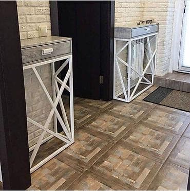 Antique Console Tables: LUX UREDJENJE PREDSOBLJA | Kontakt telefon 06******** Viber 06******** at lalafo.rs — 2 Antique Console Tables: LUX UREDJENJE PREDSOBLJA | Kontakt telefon 06******** Viber 06******** — 2