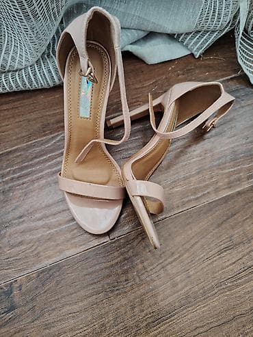 pantalone gina benotti: Ženske sandale na štiklu – nude lak - Model: elegantne sandale sa na lalafo.rs — 3 pantalone gina benotti: Ženske sandale na štiklu – nude lak - Model: elegantne sandale sa — 3