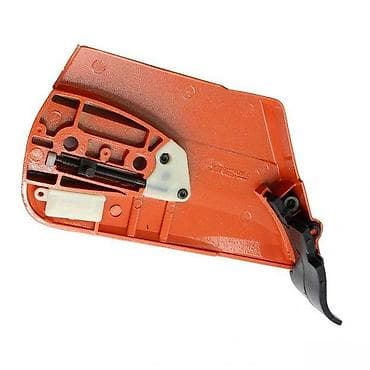 === PART 1: TEXTUAL DESCRIPTION === Zadnje kućište ručke za motornu at lalafo.rs === PART 1: TEXTUAL DESCRIPTION === Zadnje kućište ručke za motornu