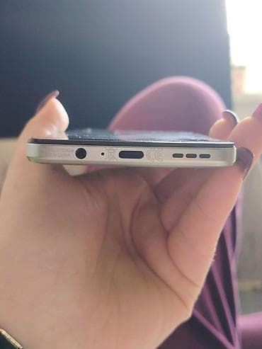 Mobile Phones & Accessories: + 30e original punjač kao nov at lalafo.rs — 4 Mobile Phones & Accessories: + 30e original punjač kao nov — 4