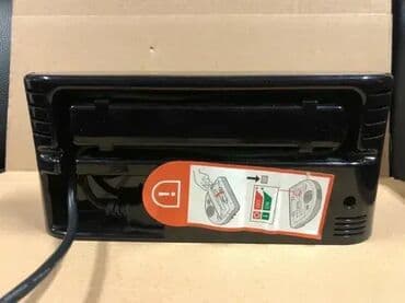 Vacuum Cleaner Parts: Punjač za Robot usisivač NEATO; Baza sa napojnim kablom; 18 V DC; 36W; at lalafo.rs — 1 Vacuum Cleaner Parts: Punjač za Robot usisivač NEATO; Baza sa napojnim kablom; 18 V DC; 36W; — 1