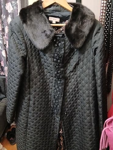 Mantil sa strasom i kragnom od nerca damski model u broju L na lalafo.rs — 2 Mantil sa strasom i kragnom od nerca damski model u broju L — 2