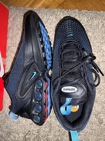 NIKE AIR MAX DN br.40 cm 25 NOVO
IH4463 001 na lalafo.rs — 8 NIKE AIR MAX DN br.40 cm 25 NOVO
IH4463 001 — 8