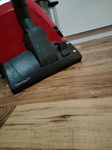 Usisivac BOSCH ZOO je u dobrom stanju sa sitnim tragovima koristenja na lalafo.rs — 8 Usisivac BOSCH ZOO je u dobrom stanju sa sitnim tragovima koristenja — 8