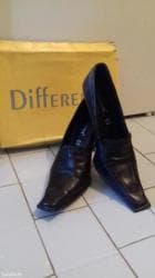 Differente kozne cipele broj 39 jednom nosene. Slanje ili licno na lalafo.rs Differente kozne cipele broj 39 jednom nosene. Slanje ili licno