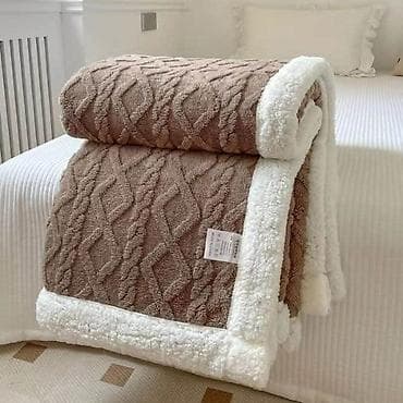 Reljefna krznena cebad. Dimenzije 150x200.Cena 3000 din. Dimenzije na lalafo.rs — 6 Reljefna krznena cebad. Dimenzije 150x200.Cena 3000 din. Dimenzije — 6