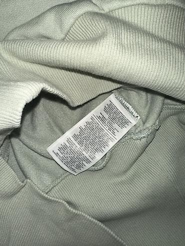 Nike duks original kao nov, top stanje . Velicina XS na lalafo.rs — 3 Nike duks original kao nov, top stanje . Velicina XS — 3