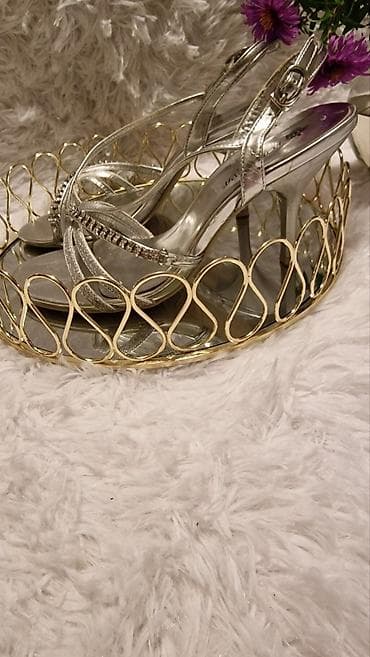 Elegantne srebrne sandale na lalafo.rs — 2 Elegantne srebrne sandale — 2