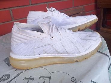Nike patike, očuvane, punjene silikonom. Bez uloške su. Za sve na lalafo.rs — 2 Nike patike, očuvane, punjene silikonom. Bez uloške su. Za sve — 2