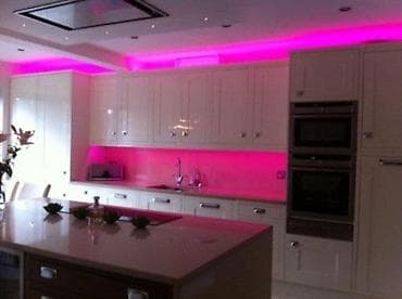 ROZA LED TRAKA 5 METARA 300 DIODA | *U ponudi i IP65 vlagootporna na lalafo.rs ROZA LED TRAKA 5 METARA 300 DIODA | *U ponudi i IP65 vlagootporna