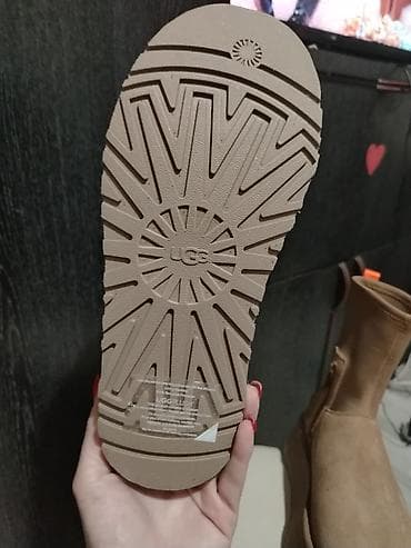 Ugg obuća 39, bоја - Braon na lalafo.rs — 7 Ugg obuća 39, bоја - Braon — 7