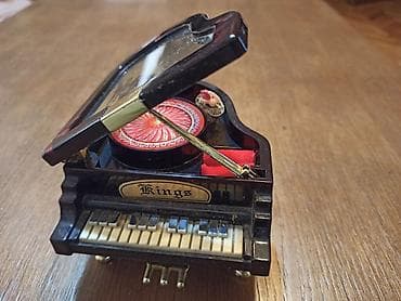 Neispravna muzička kutija - klavir at lalafo.rs — 6 Neispravna muzička kutija - klavir — 6