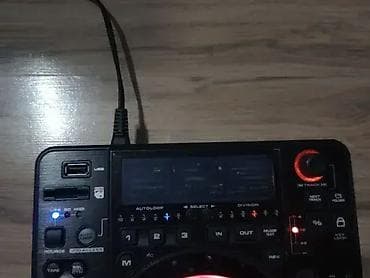 DJ Tech USOLO FX Compact DJ Media Player and Controller Slanje Brzom na lalafo.rs — 8 DJ Tech USOLO FX Compact DJ Media Player and Controller Slanje Brzom — 8