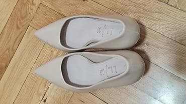 Elegantne ženske salonke u neutralnoj bež/ivory boji. - Špicasti vrh na lalafo.rs — 2 Elegantne ženske salonke u neutralnoj bež/ivory boji. - Špicasti vrh — 2