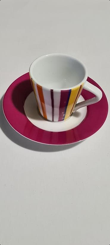 Home & Garden: ★ Na prodaju potpuno nov, prelep set od 4 komada šoljica za espresso at lalafo.rs — 5 Home & Garden: ★ Na prodaju potpuno nov, prelep set od 4 komada šoljica za espresso — 5