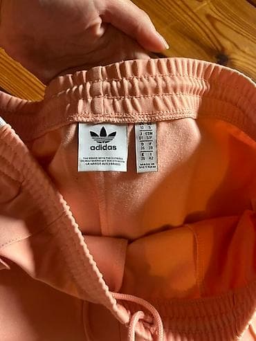 adidas sleek: Nova Adidas trenerka, veličina je S. - Boja: svetlo roze at lalafo.rs — 6 adidas sleek: Nova Adidas trenerka, veličina je S. - Boja: svetlo roze — 6