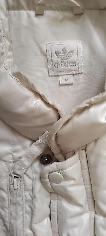 Adidas prsluk M, oštećenje slikano na lalafo.rs — 2 Adidas prsluk M, oštećenje slikano — 2