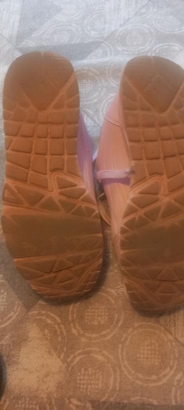 bermude teksas br: Patike skechers br 38.Novi Beograd blok 62 at lalafo.rs — 7 bermude teksas br: Patike skechers br 38.Novi Beograd blok 62 — 7