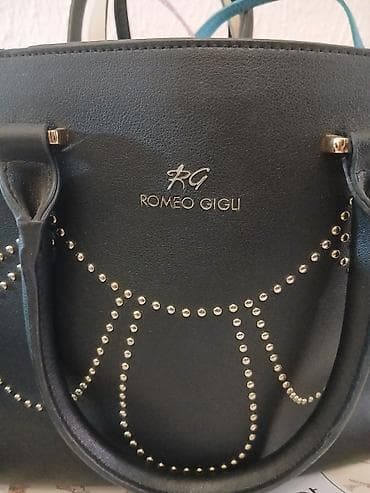 cista koza broj: Romeo gigli. kozna italijanska kao nova na lalafo.rs — 1 cista koza broj: Romeo gigli. kozna italijanska kao nova — 1