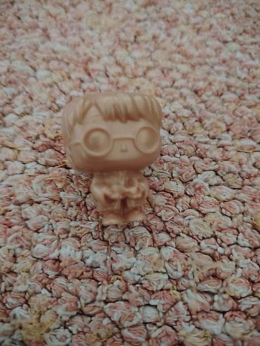 Minijaturna vinil figura – chibi stil, bež/boja kože, jednobojna na lalafo.rs Minijaturna vinil figura – chibi stil, bež/boja kože, jednobojna