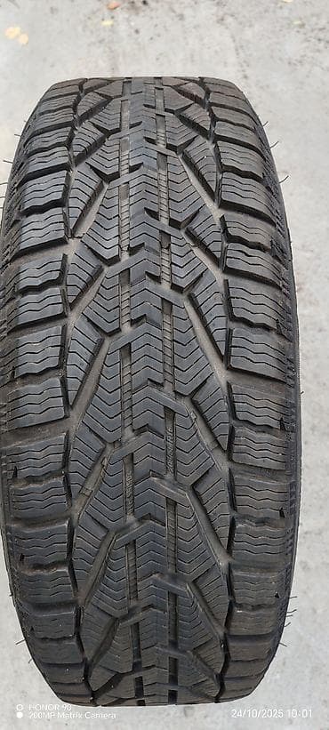 Zimske gume – set 4 komada - Dimenzije: 205/55 R16 - Sezona: zimske na lalafo.rs Zimske gume – set 4 komada - Dimenzije: 205/55 R16 - Sezona: zimske