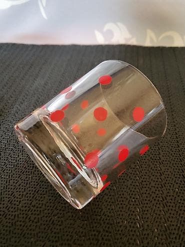 Case za grejanu,itd puno staklo 70te. Case bez ostecenja,sve na njima na lalafo.rs — 9 Case za grejanu,itd puno staklo 70te. Case bez ostecenja,sve na njima — 9