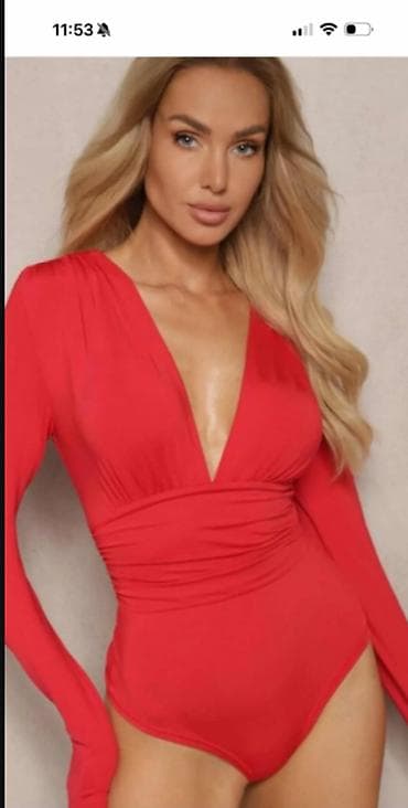 Underwear: Nov crveni H&M bodi, na njemu je naznačena L veličina at lalafo.rs — 1 Underwear: Nov crveni H&M bodi, na njemu je naznačena L veličina — 1