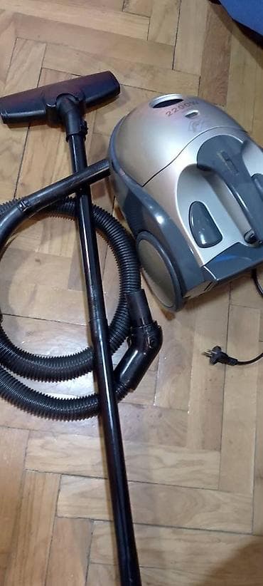 Usisivač FIŠER PRICE 2200 w na platnenu vreću i dobiće se jedna na lalafo.rs — 9 Usisivač FIŠER PRICE 2200 w na platnenu vreću i dobiće se jedna — 9