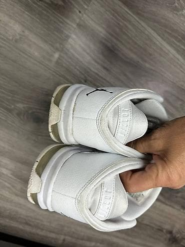 Original Nike JORDAN Flight Origin 4 patike broj 37,5. Dužina na lalafo.rs — 7 Original Nike JORDAN Flight Origin 4 patike broj 37,5. Dužina — 7