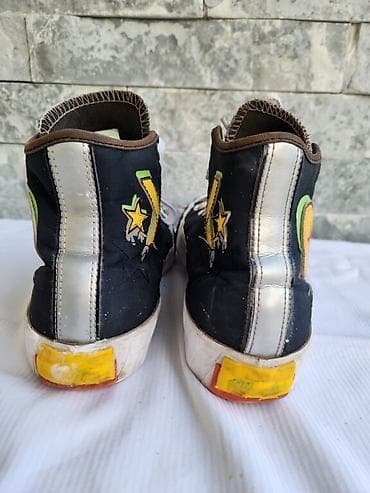 Patike Convers 38,5 vel sitni tragovi nošenja at lalafo.rs — 8 Patike Convers 38,5 vel sitni tragovi nošenja — 8