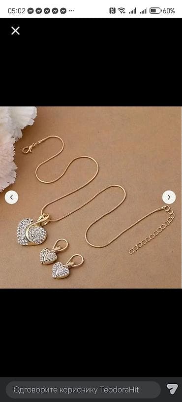 Komplet nakita – zlatna boja, motiv srca Sadrži: - Ogrlicu sa na lalafo.rs — 3 Komplet nakita – zlatna boja, motiv srca Sadrži: - Ogrlicu sa — 3