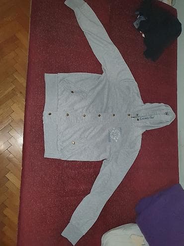 Sweatshirts: Duks sa kapuljačom SEVENTY FIVE - 75 vel-XL siva kao NOVA ! Sportska at lalafo.rs — 5 Sweatshirts: Duks sa kapuljačom SEVENTY FIVE - 75 vel-XL siva kao NOVA ! Sportska — 5