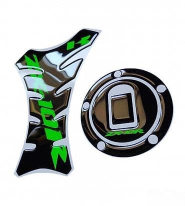 Transport: KAWASAKI ZX10R - tank pad - cep - 1131 📌 Opis: Samolepljivi at lalafo.rs — 3 Transport: KAWASAKI ZX10R - tank pad - cep - 1131 📌 Opis: Samolepljivi — 3