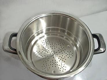 Jeftino. Veliki zepter lonac 5,5 litara, sa poklopcem, super stanje na lalafo.rs — 8 Jeftino. Veliki zepter lonac 5,5 litara, sa poklopcem, super stanje — 8