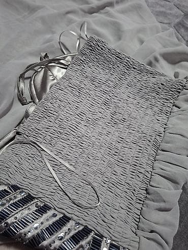 dve suknje po: Duga siva večernja haljina sa ručno ušivenim perlicama - Model: duga at lalafo.rs — 3 dve suknje po: Duga siva večernja haljina sa ručno ušivenim perlicama - Model: duga — 3