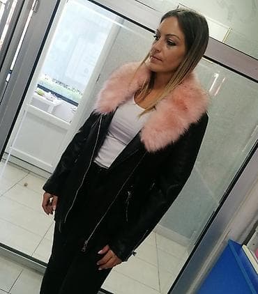 Savršena jakna BUKVALNO nova Par puta nošena UVOZ Francuska Iznutra na lalafo.rs — 4 Savršena jakna BUKVALNO nova Par puta nošena UVOZ Francuska Iznutra — 4