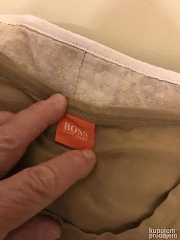 Original Hugo Boss duks XL 100% extra fine cotton Ramena oko 52cm l na lalafo.rs — 5 Original Hugo Boss duks XL 100% extra fine cotton Ramena oko 52cm l — 5