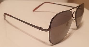 RAY BAN aviator braon naočare za sunce. Unisex i muske i zenske. Braon na lalafo.rs RAY BAN aviator braon naočare za sunce. Unisex i muske i zenske. Braon