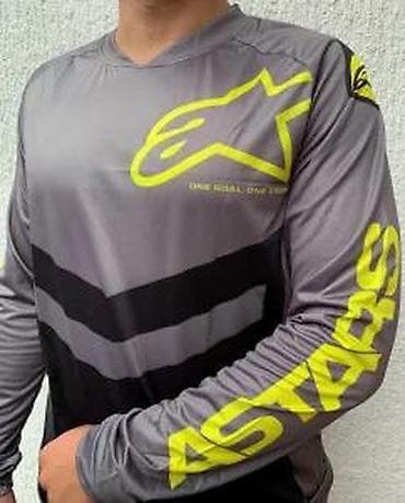 Men's Clothing: T-shirt color - Multicolored at lalafo.rs — 10 Men's Clothing: T-shirt color - Multicolored — 10