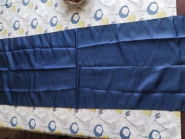 Teget nadstolnjak (staza za sto) 45 × 204 cm - Boja: teget - na lalafo.rs Teget nadstolnjak (staza za sto) 45 × 204 cm - Boja: teget -