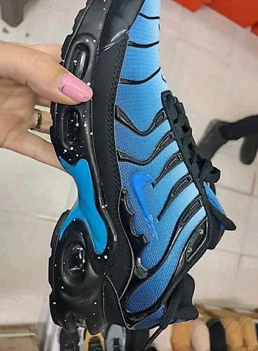 Tn
Brojevi od 36 do 41
Cena 3500din na lalafo.rs — 5 Tn
Brojevi od 36 do 41
Cena 3500din — 5