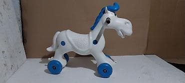 Dečiji guralica-konjić na točkiće - Materijal: čvrsta plastika - at lalafo.rs — 5 Dečiji guralica-konjić na točkiće - Materijal: čvrsta plastika - — 5