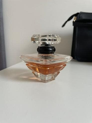 zenske broj: Lancôme Trésor – ženski parfem (eau de parfum) - Klasični mirisni at lalafo.rs — 4 zenske broj: Lancôme Trésor – ženski parfem (eau de parfum) - Klasični mirisni — 4