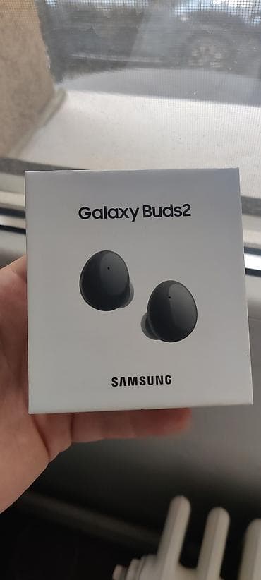 Samsung Galaxy Buds2 bežične slušalice – boja Graphite (model na lalafo.rs Samsung Galaxy Buds2 bežične slušalice – boja Graphite (model