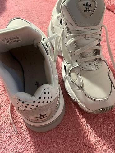 Women's Sneakers and athletic shoes: Adidas, 38, bоја - Bela na lalafo.rs Women's Sneakers and athletic shoes: Adidas, 38, bоја - Bela