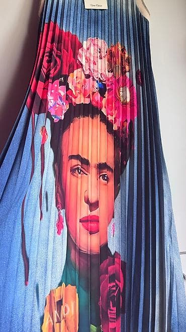 Frida haljina, nova sa etiketom, univerzalna velicina. Materijal na lalafo.rs — 4 Frida haljina, nova sa etiketom, univerzalna velicina. Materijal — 4