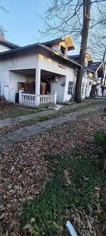 Kuća sa dvorištem i tremom - Samostalna kuća sa prizemljem i na lalafo.rs Kuća sa dvorištem i tremom - Samostalna kuća sa prizemljem i